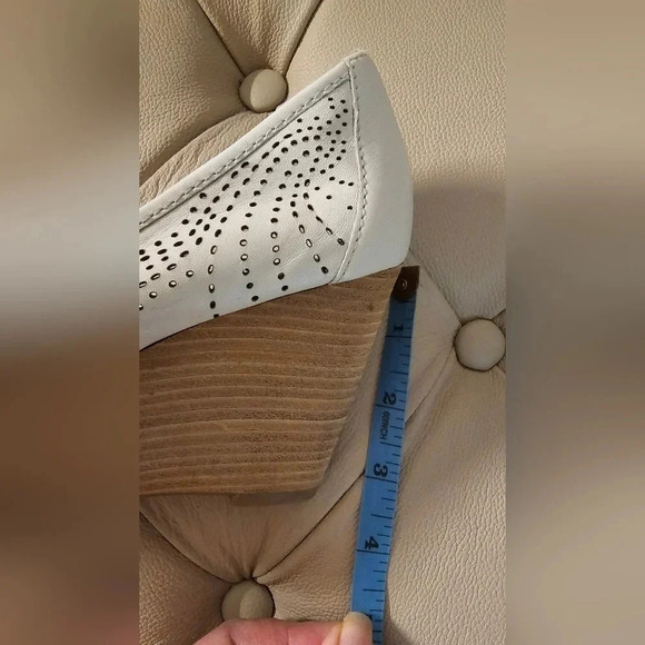 Franco Sarto Wedges Open Toe  Sandals Platform Leather Off White Size 8 - Picture 3 of 6